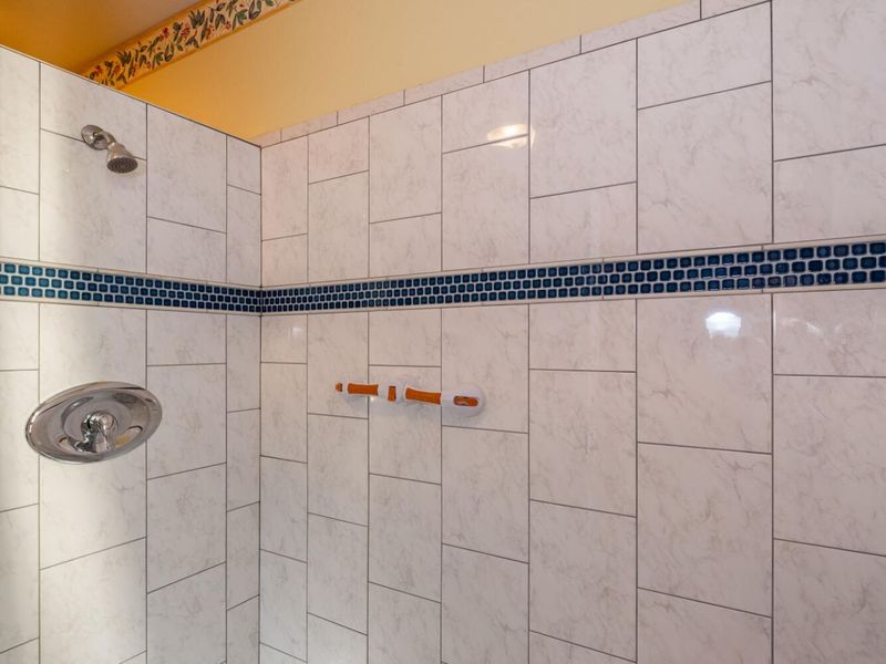 3955 Oakview Drive, Beavercreek, OH 45430 Photo 38