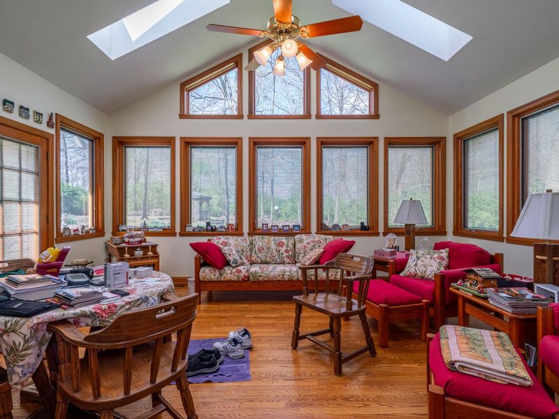 3955 Oakview Drive, Beavercreek, OH 45430 Photo 6