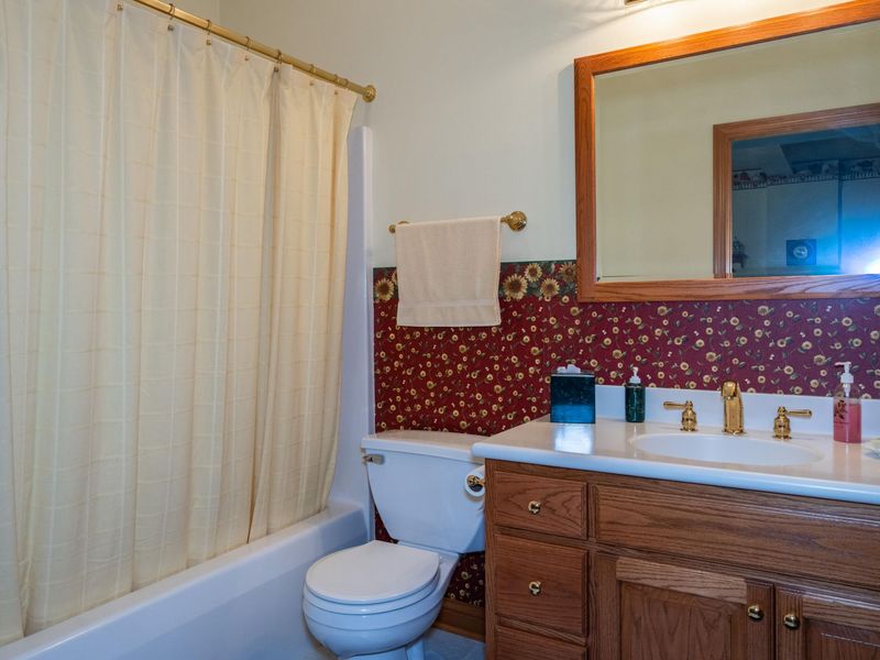 3955 Oakview Drive, Beavercreek, OH 45430 Photo 60