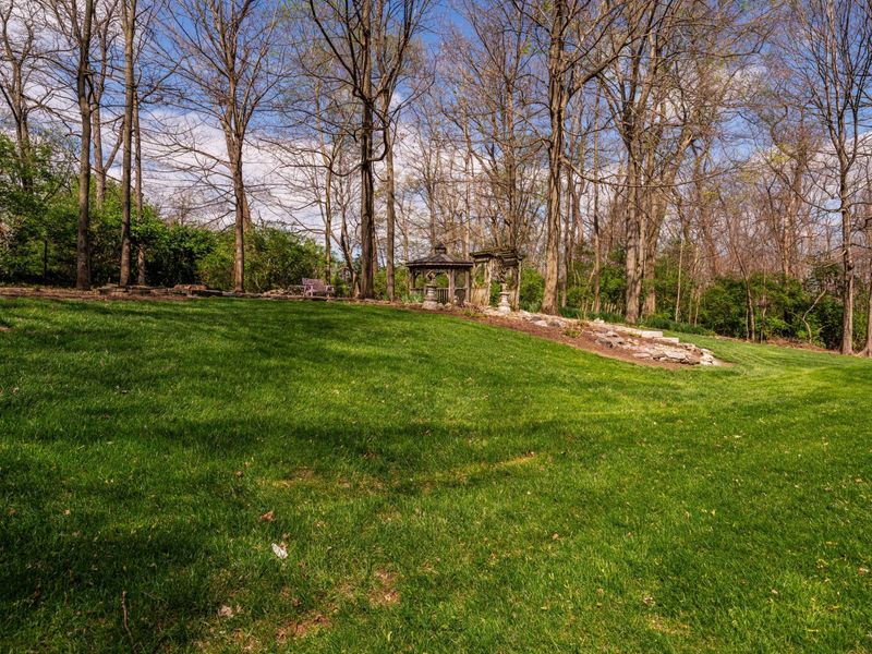 3955 Oakview Drive, Beavercreek, OH 45430 Photo 68