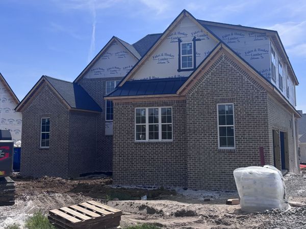 812 Brookdale Ct, Lebanon, TN 37087