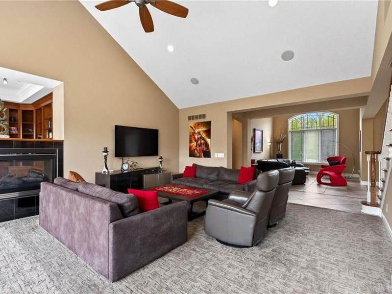 998 Olde Sterling Way, Washington Township, OH 45459 Photo 12