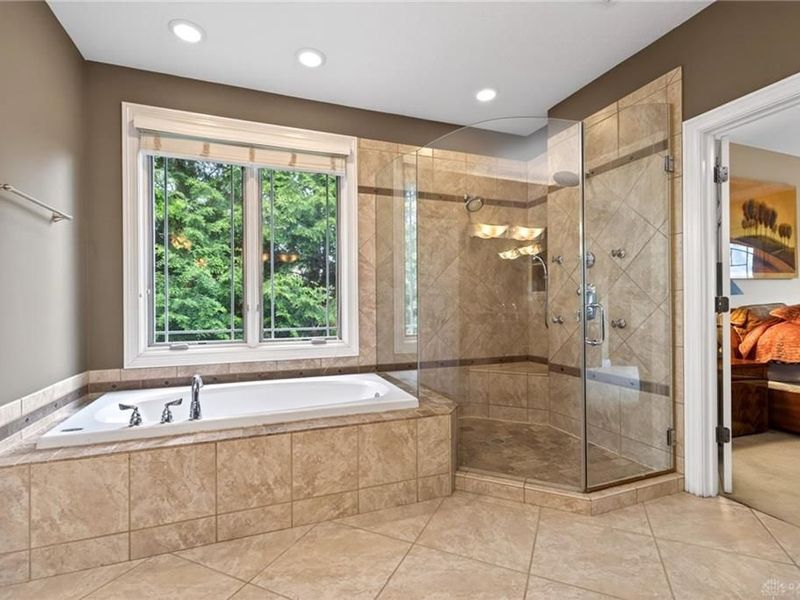 998 Olde Sterling Way, Washington Township, OH 45459 Photo 25