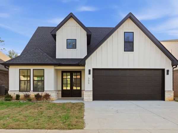 309 Kanis Ridge Drive, Little Rock, AR 72223