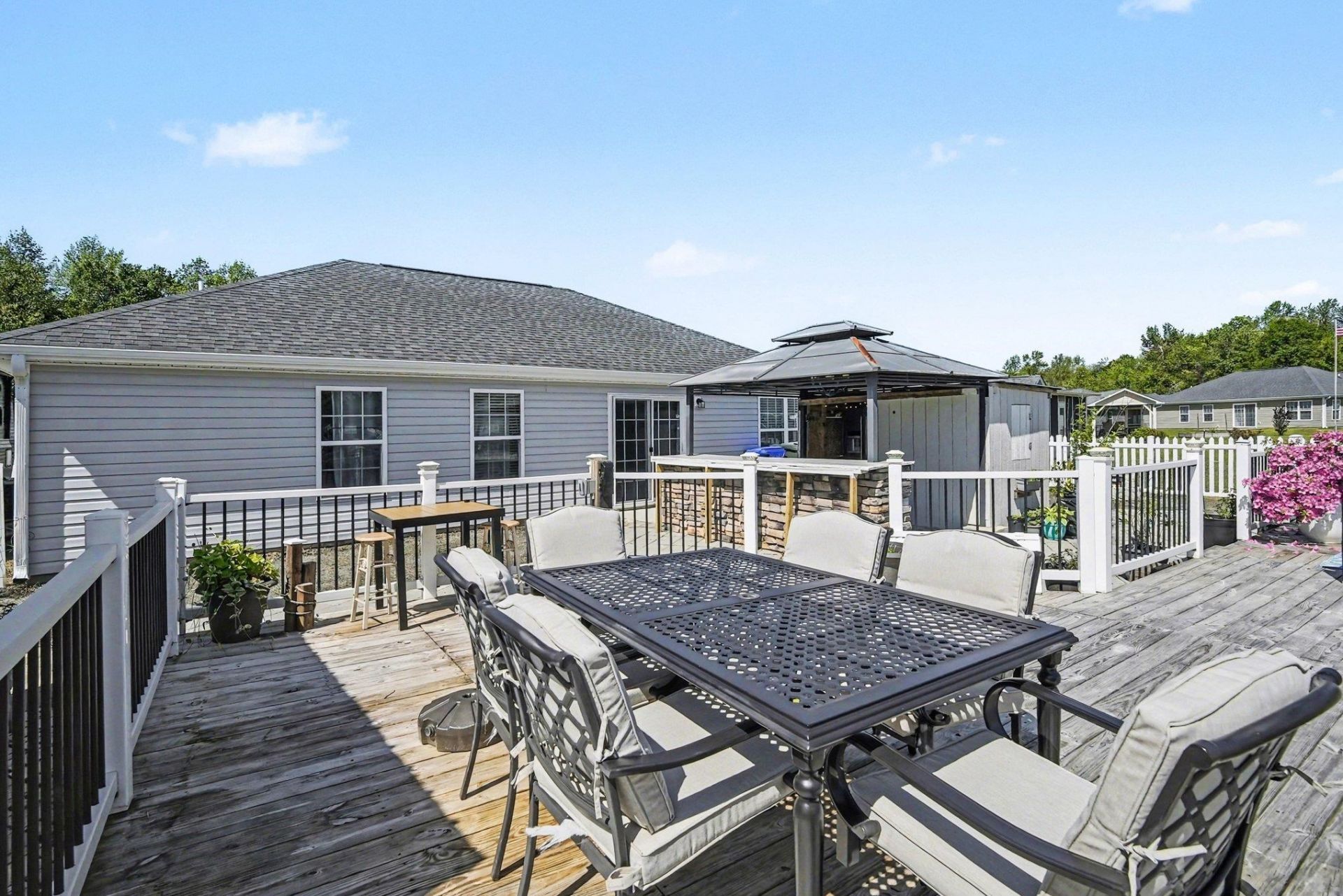 1838 Ackerrose Dr. Photo 32