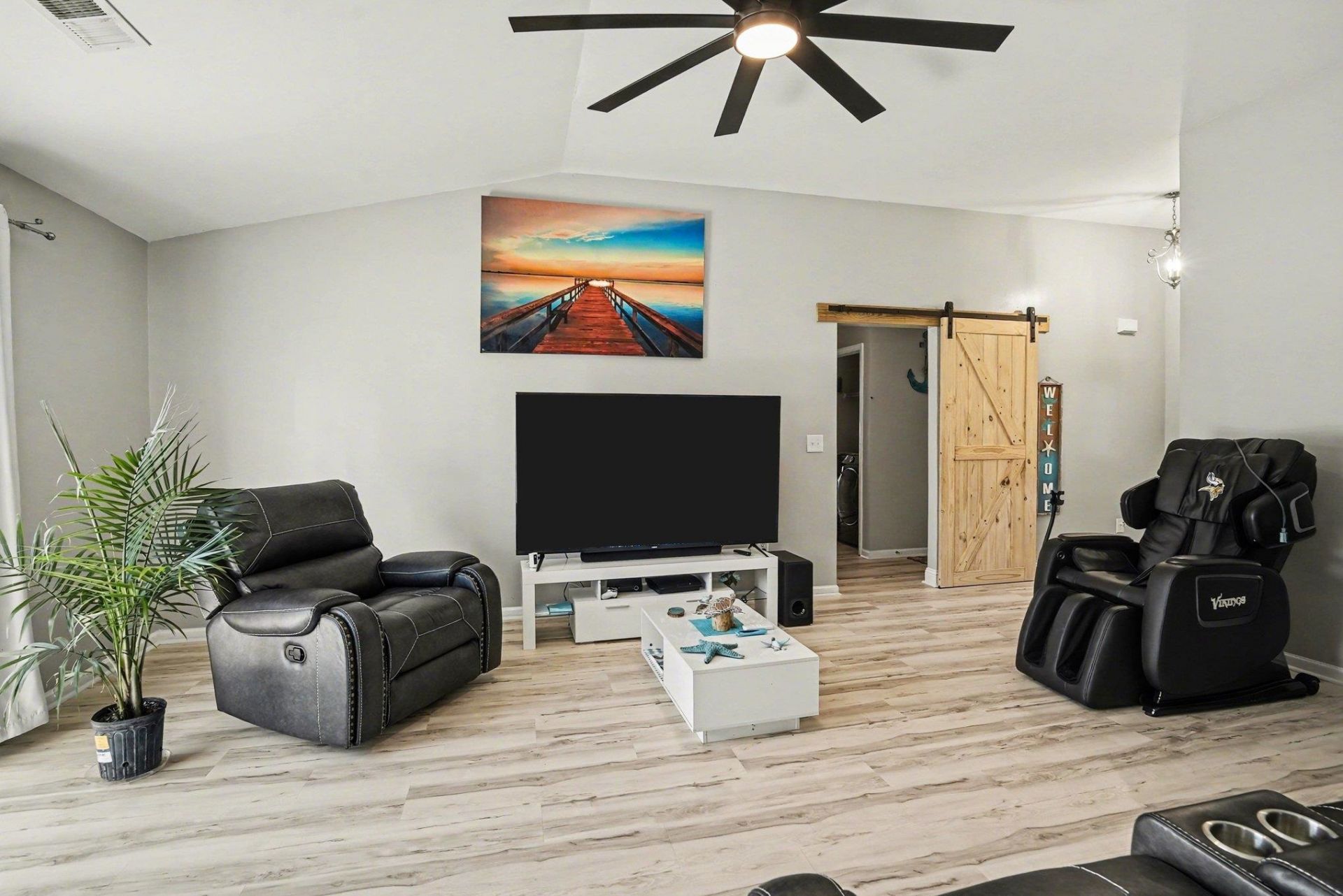 1838 Ackerrose Dr. Photo 7