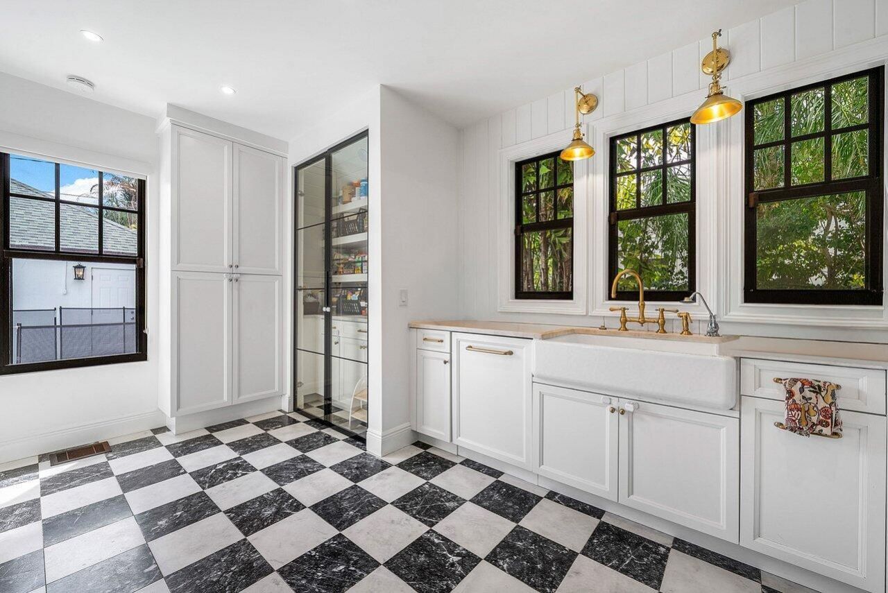 432 29th Street, West Palm Beach, FL 33407 Photo