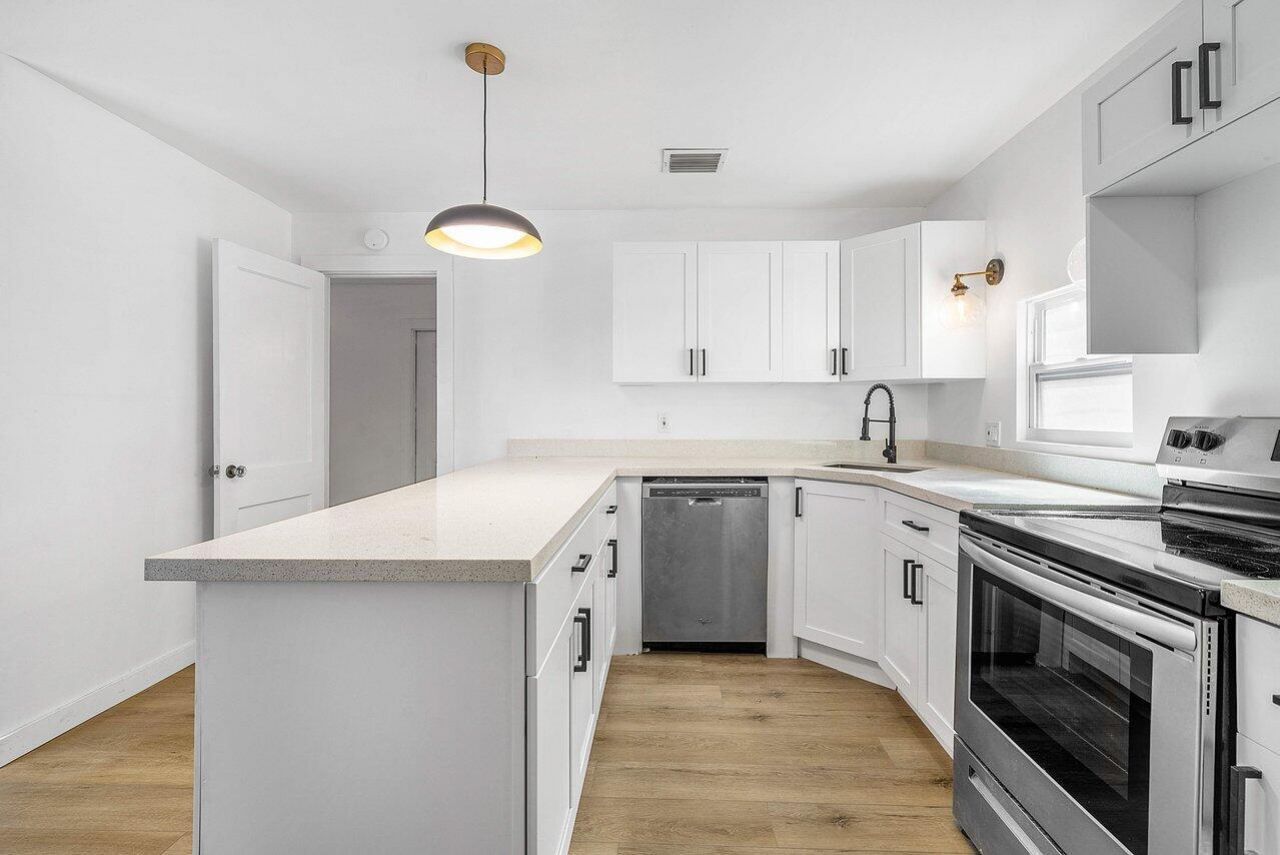 432 29th Street, West Palm Beach, FL 33407 Photo