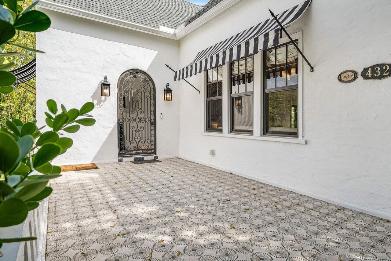 432 29th Street, West Palm Beach, FL 33407 Photo