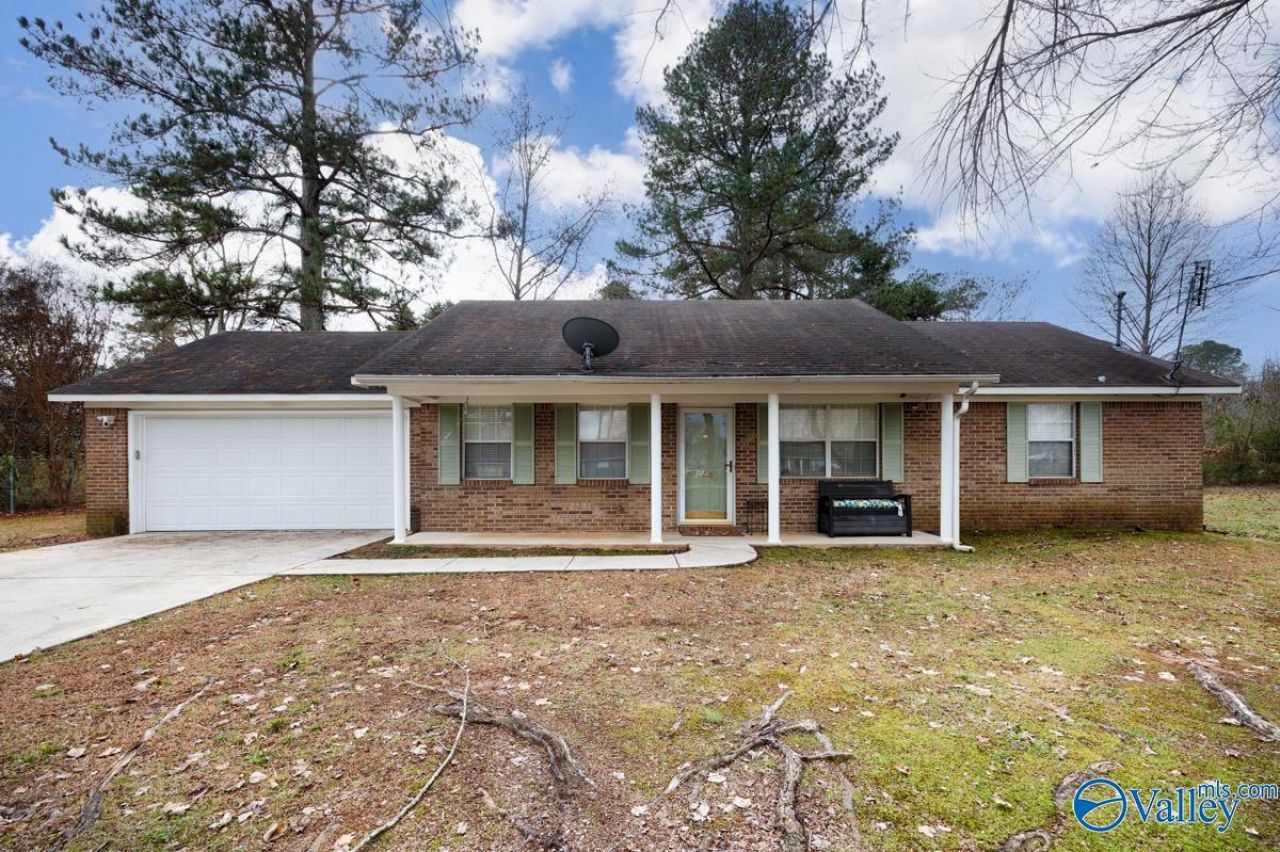 106 Pine Cone Drive, Toney, AL 35773 Main Photo