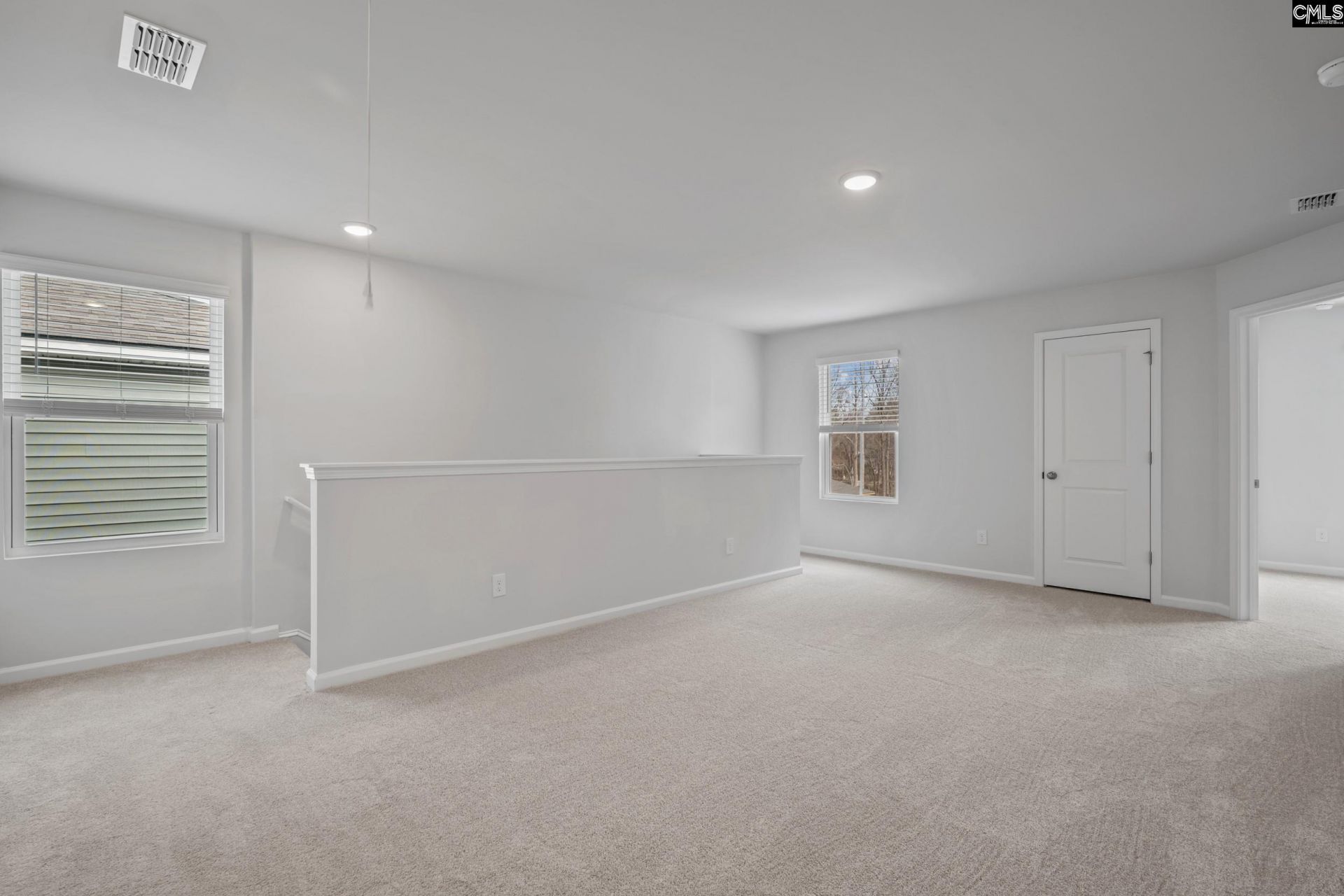 443 Edith Court Photo 21