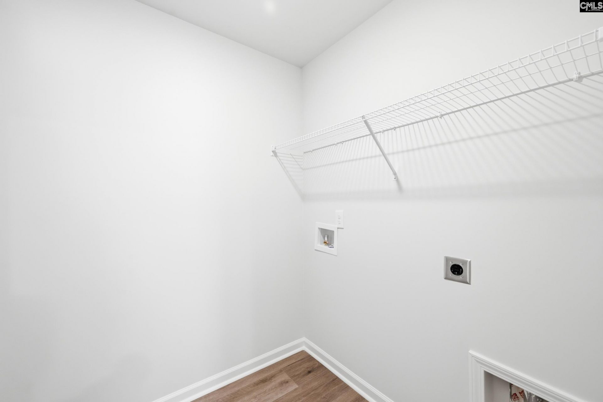 443 Edith Court Photo 22