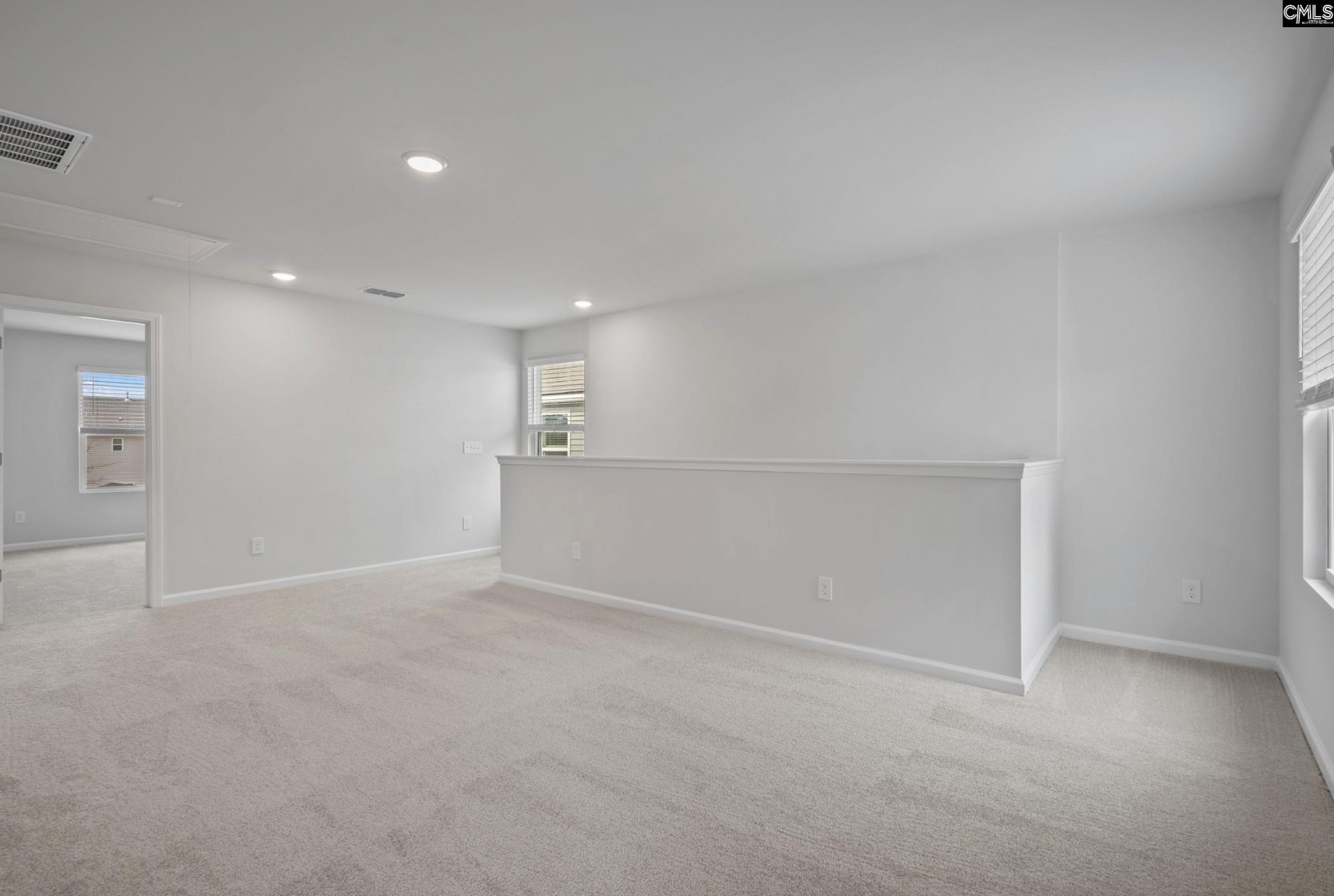 443 Edith Court Photo 22