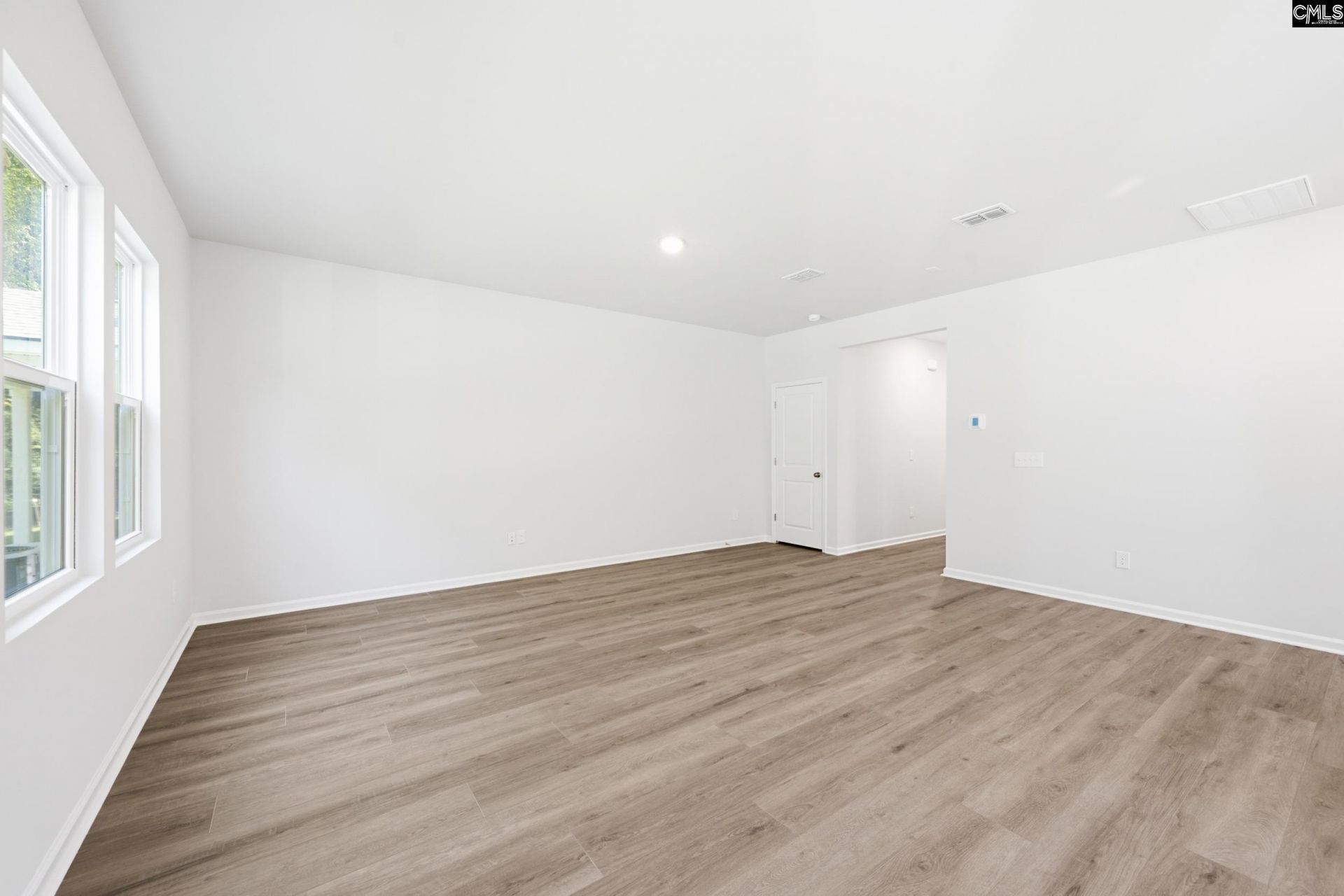 443 Edith Court Photo 26