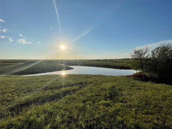 E 1220 Road, Sentinel, OK 73664