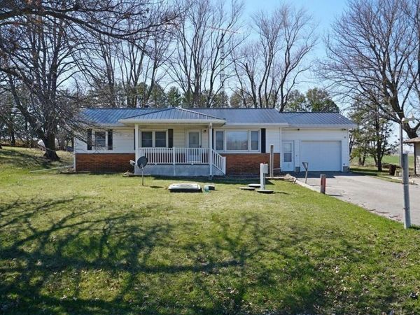 2075 Quail Avenue, Charles City, IA 50616