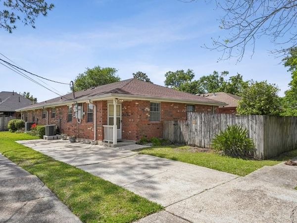 800-802 CALVERT Avenue, Metairie, LA 70001