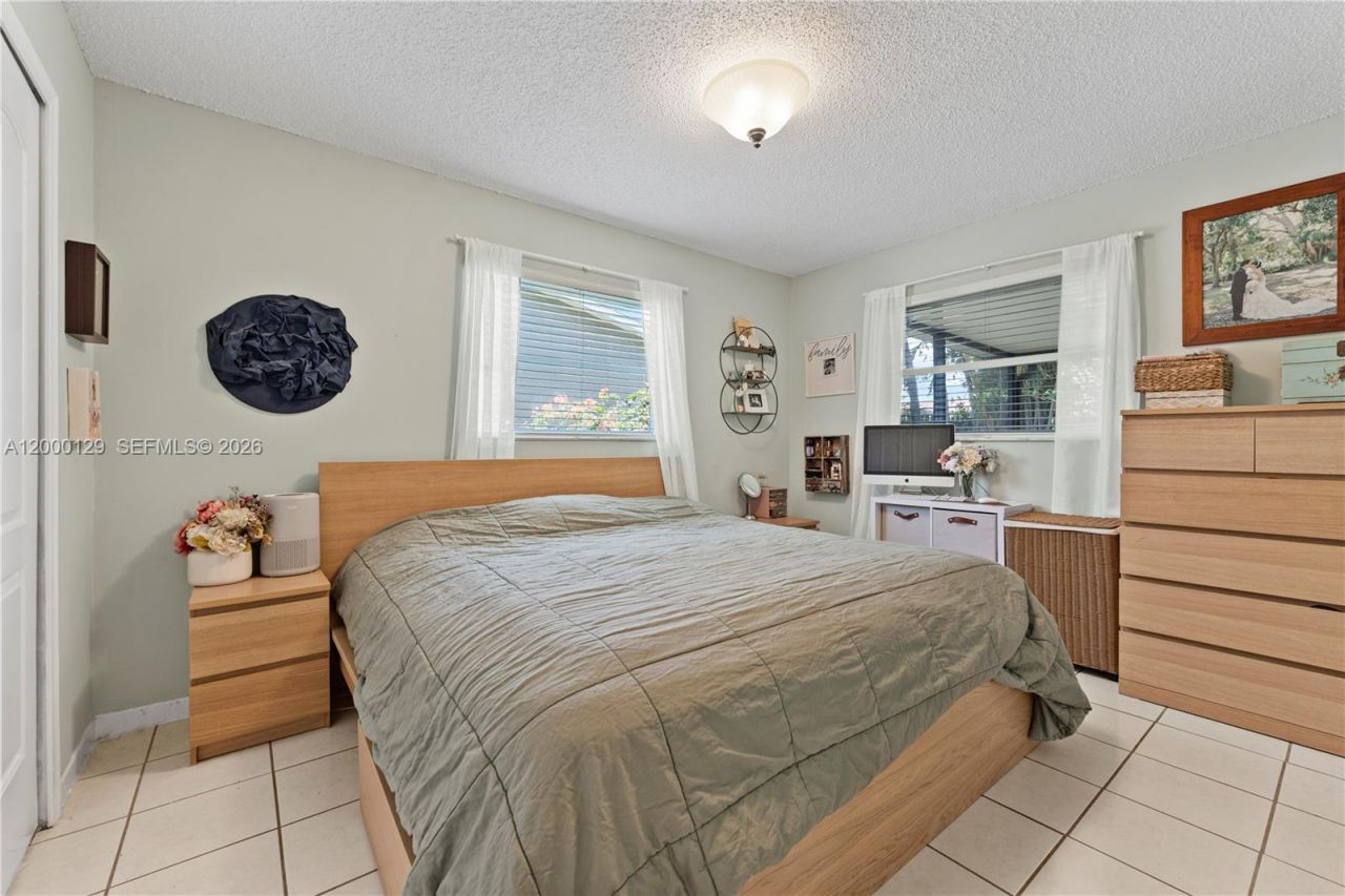 11740 NW 33rd St, Sunrise, FL 33323 Photo