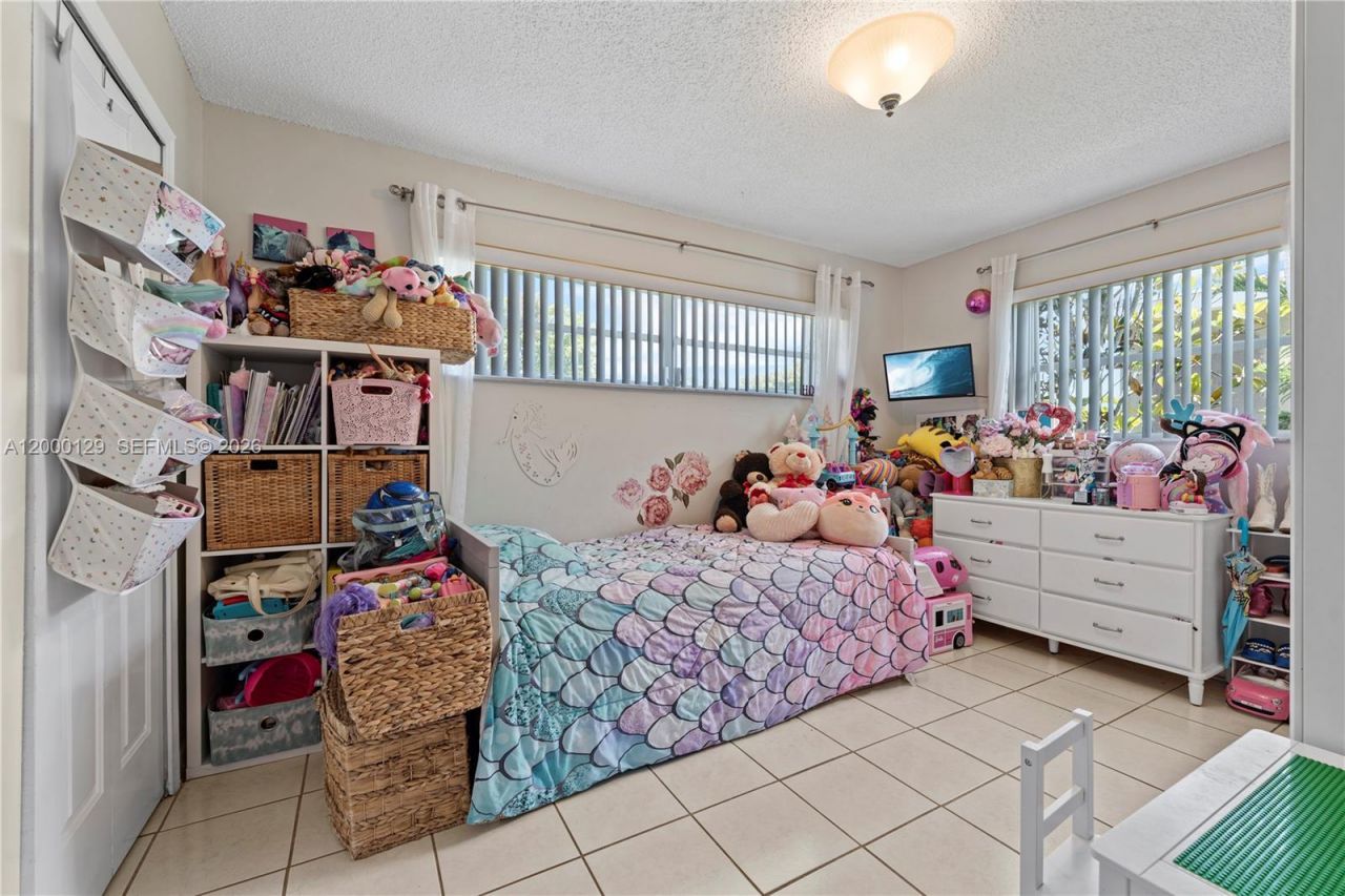 11740 NW 33rd St, Sunrise, FL 33323 Photo