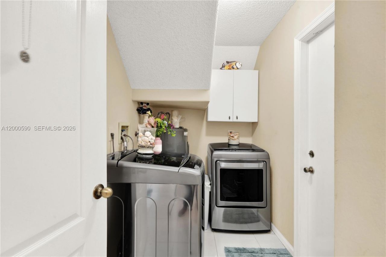 10840 NW 46th Dr, Coral Springs, FL 33076 Photo