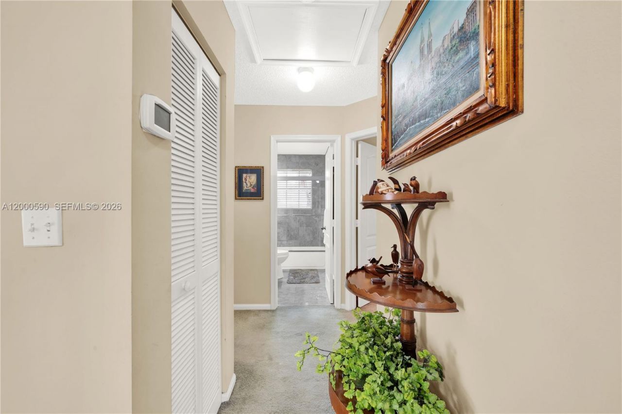 10840 NW 46th Dr, Coral Springs, FL 33076 Photo