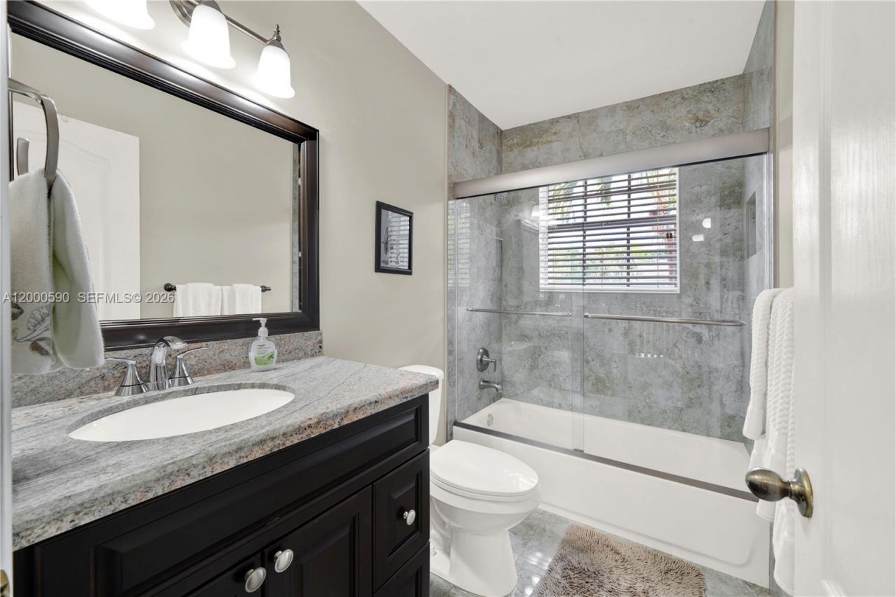 10840 NW 46th Dr, Coral Springs, FL 33076 Photo