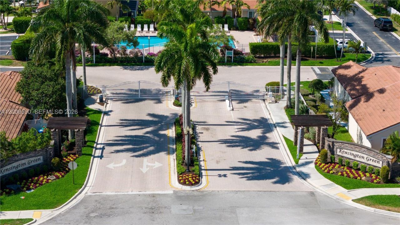 10840 NW 46th Dr, Coral Springs, FL 33076 Photo