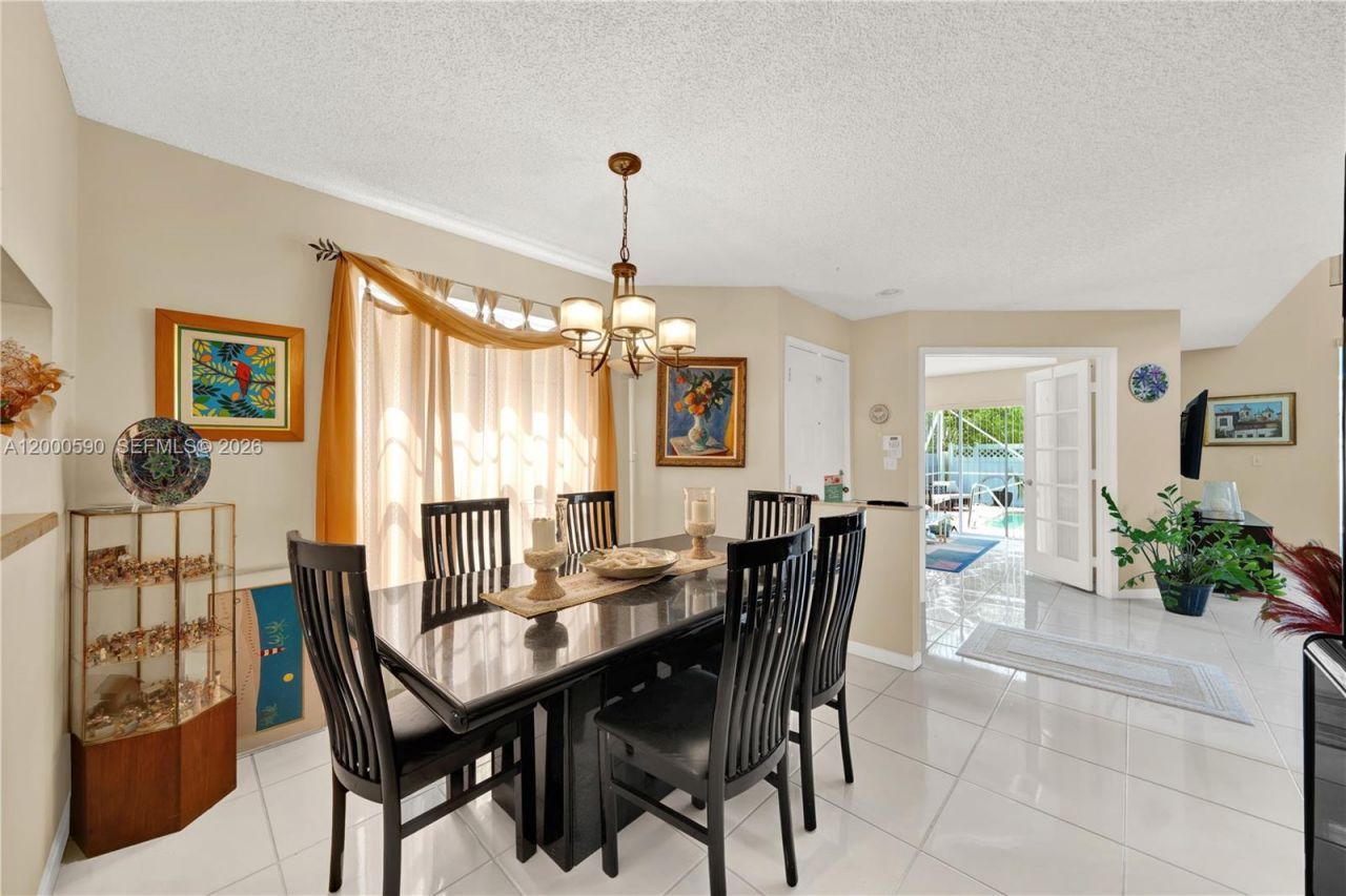 10840 NW 46th Dr, Coral Springs, FL 33076 Photo