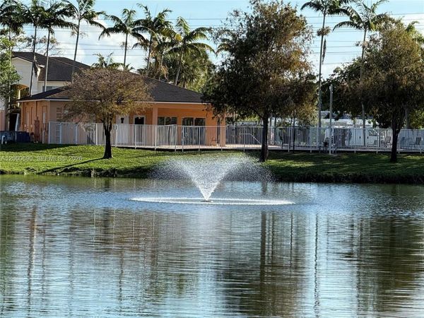 3670 N 56th Ave, Unit 705, Hollywood, FL 33021