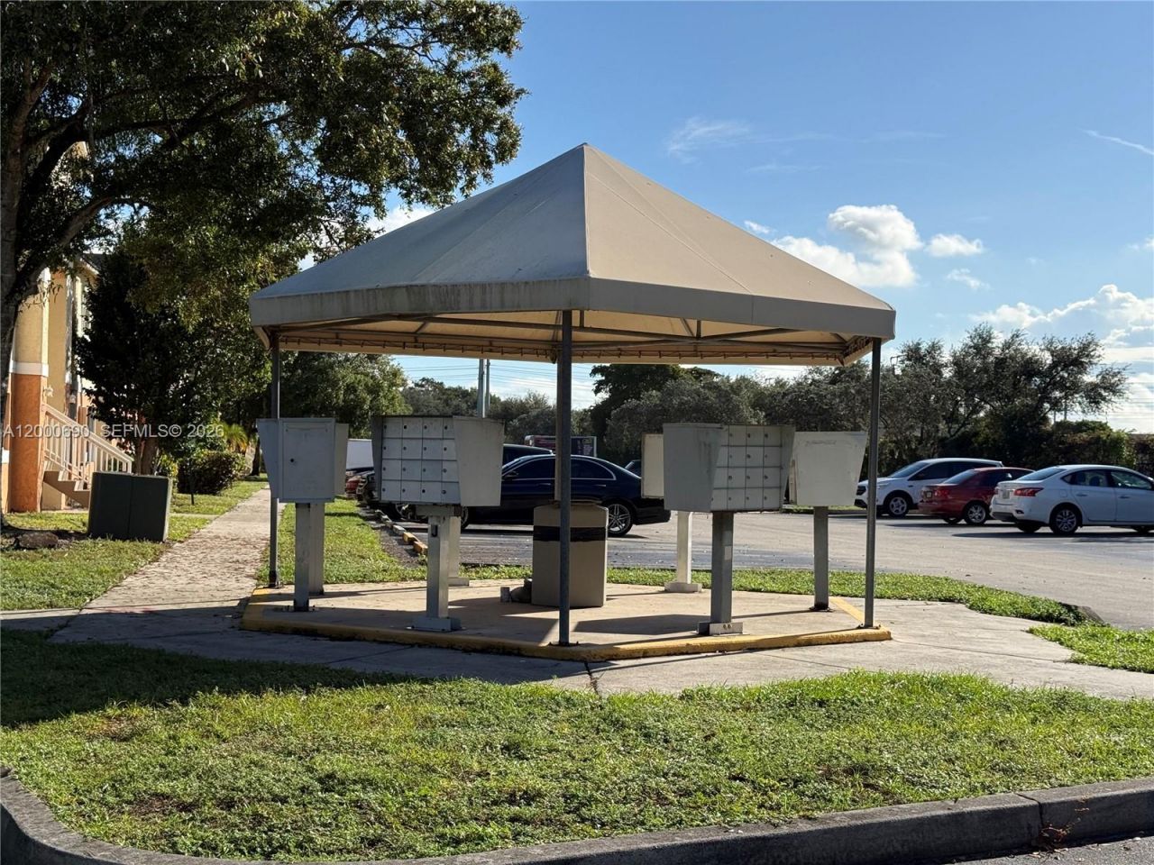 3670 N 56th Ave, Unit 705, Hollywood, FL 33021 Photo