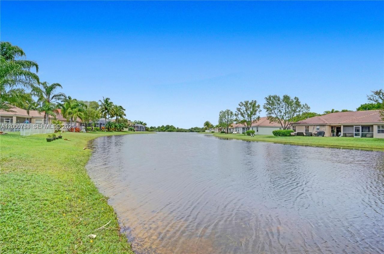 1871 Silverbell Ter, Weston, FL 33327 Photo