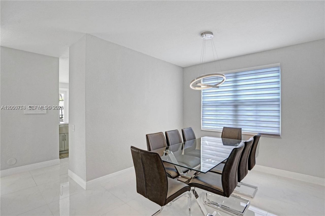 1871 Silverbell Ter, Weston, FL 33327 Photo
