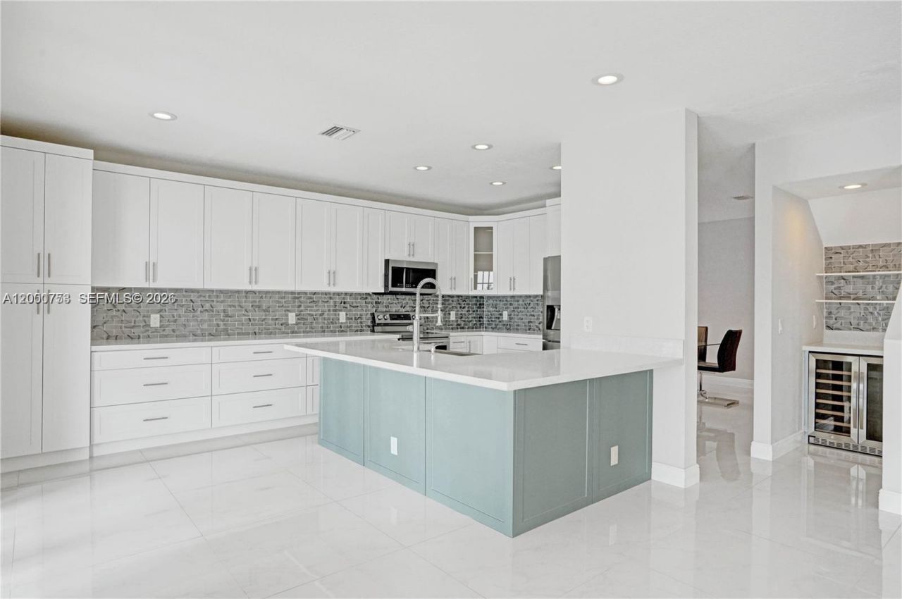 1871 Silverbell Ter, Weston, FL 33327 Photo