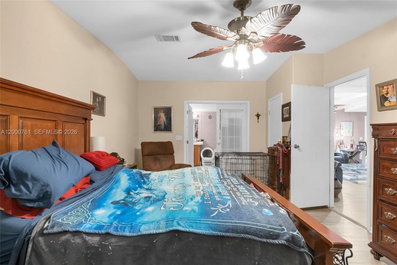 19800 SW 180th Ave, Unit 563, Miami, FL 33187 Photo