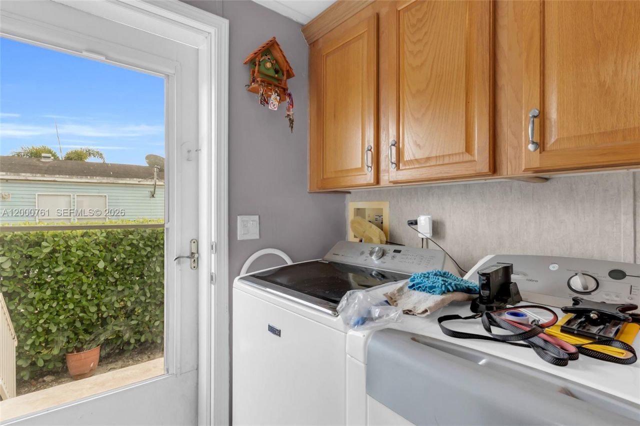 19800 SW 180th Ave, Unit 563, Miami, FL 33187 Photo