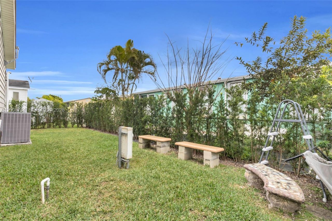 19800 SW 180th Ave, Unit 563, Miami, FL 33187 Photo