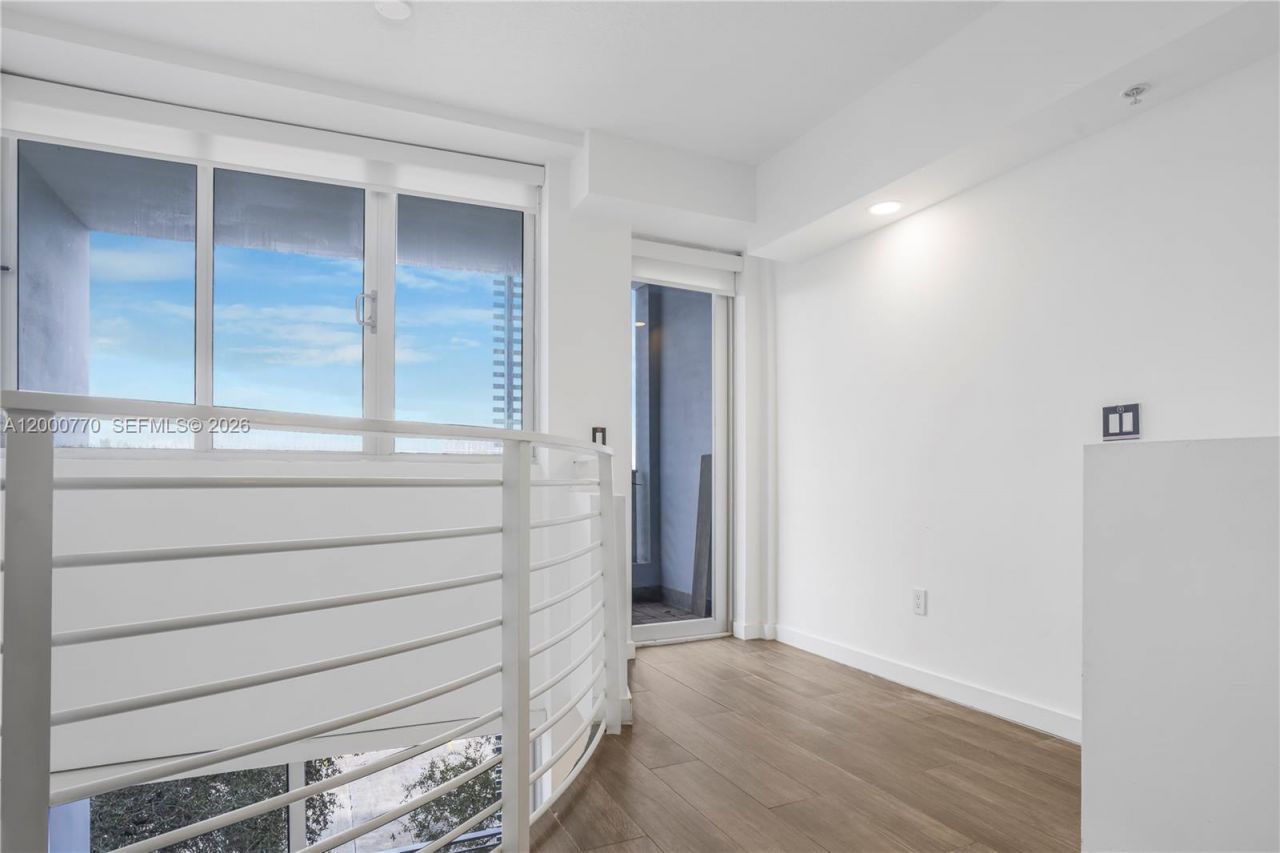 3339 Virginia St, Unit 339, Miami, FL 33133 Photo