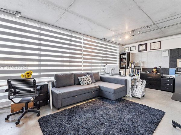 2100 Van Buren St, Unit 102, Hollywood, FL 33020