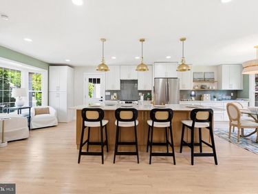 5203 LANSING DRIVE, TEMPLE HILLS, MD 20748