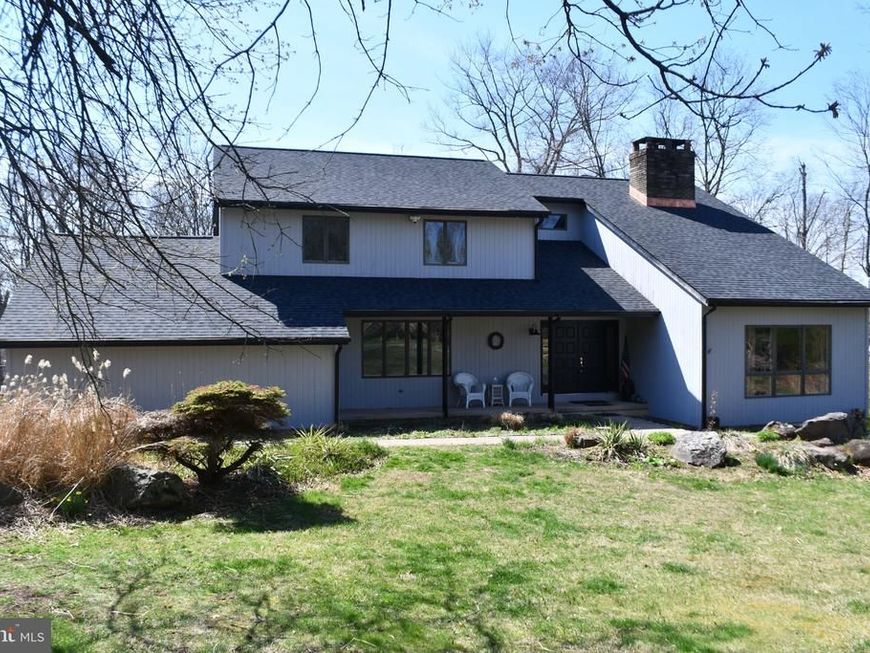 4908 Martha Lane, Schwenksville, PA 19473 Main Photo