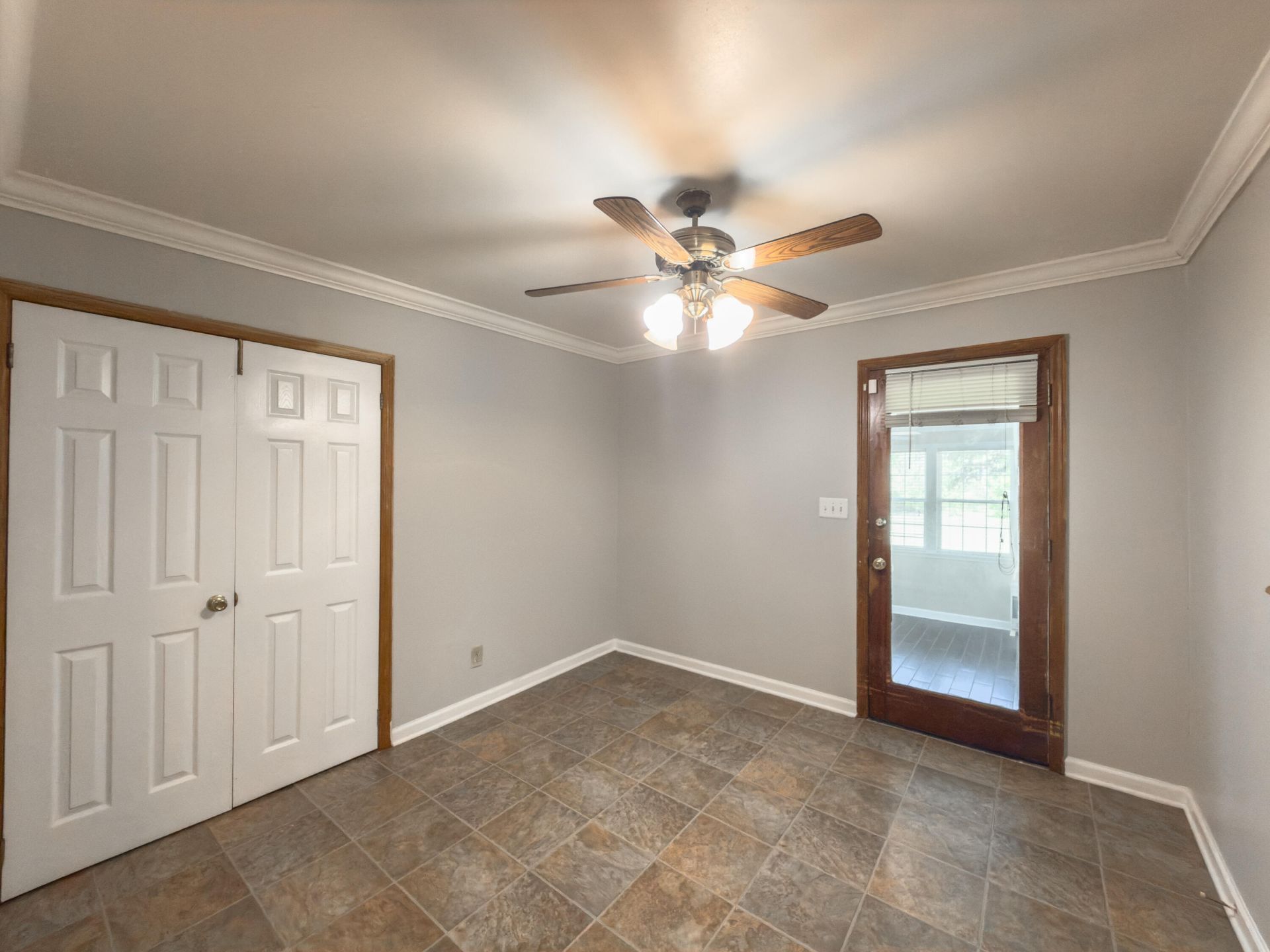 497 Jedburg Road Photo 10