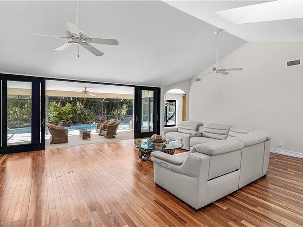 2377 Kings Lake BLVD, NAPLES, FL 34112