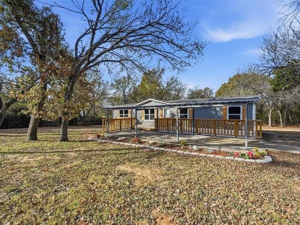 279 Carlisle Court, Springtown, TX 76082