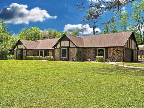 2801 Florence Street, Kilgore, TX 75662