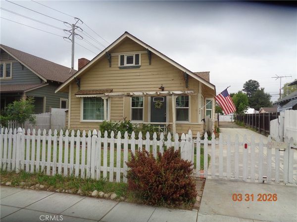 723 E 9th Street, Upland, CA 91786