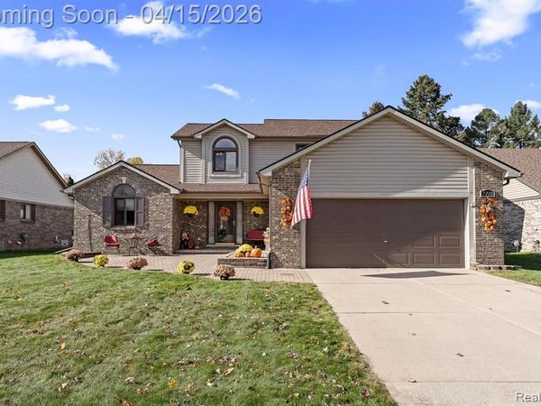 7715 Cherrywood Drive, Westland, MI 48185