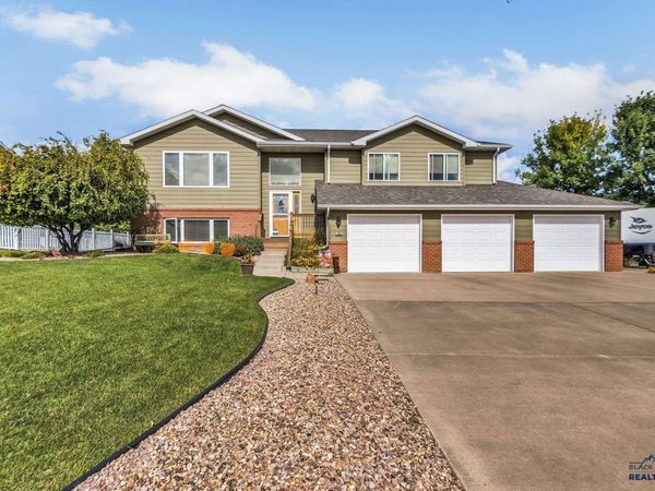 264 MINNESOTA, RAPID CITY, SD 57701