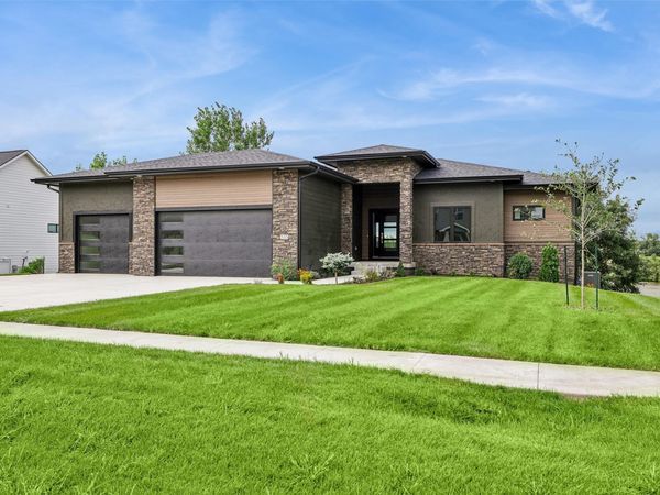 335 Chestnut Street, De Soto, IA 50069