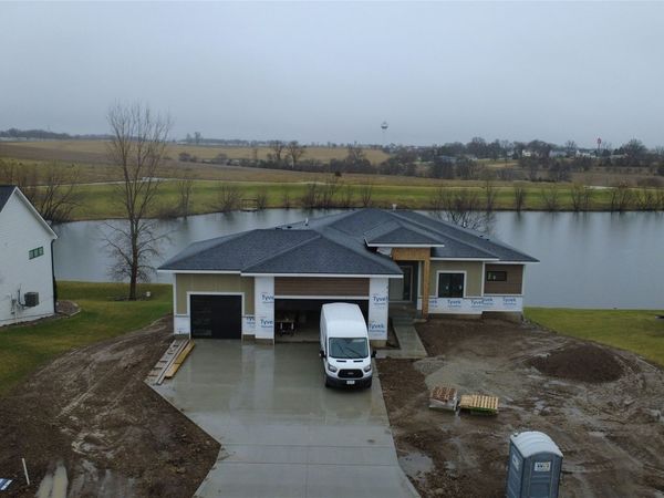 335 Chestnut Street, De Soto, IA 50069