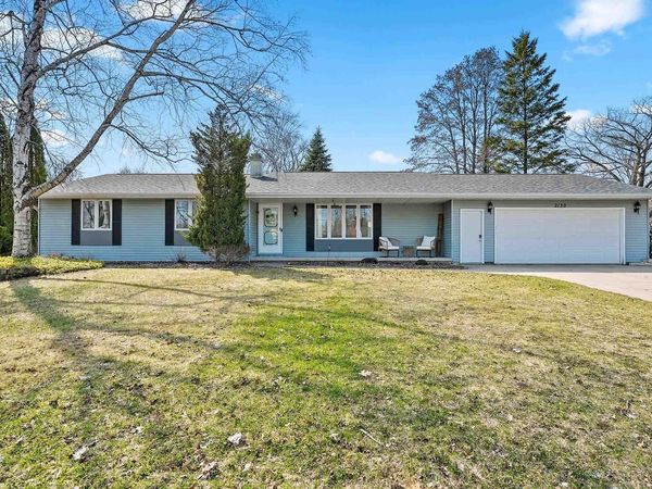2130 KING JAMES DRIVE, Green Bay, WI 54304